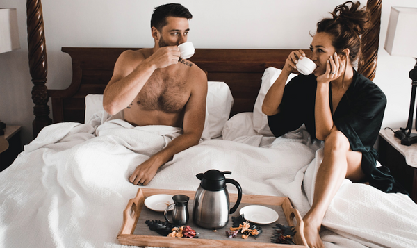 Completi dei letti matrimoniali: consigli sulla scelta della biancheria da letto