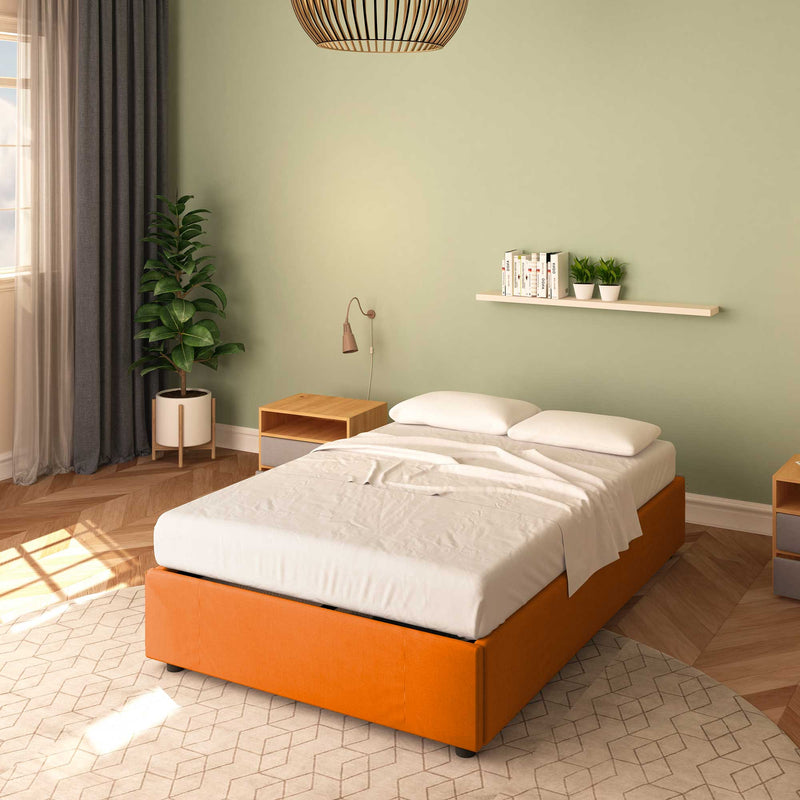Baldiflex letto contenitore piazza e mezza senza testata in ecopelle Cloe arancione da destra con materasso